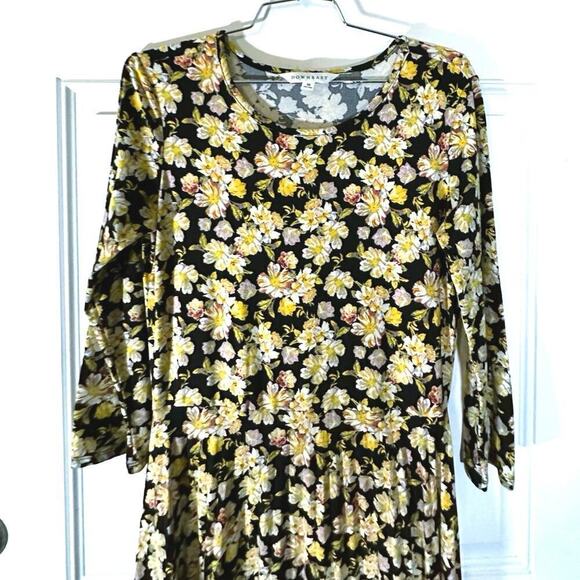 Downeast Women Yellow Floral 3/4 Sleeve Stretchy Fit Flare Swing Midi Dress Sz M - Picture 3 of 5